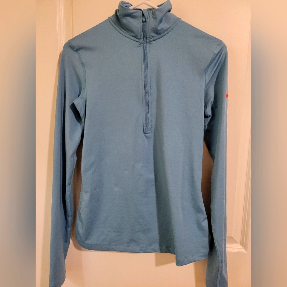 Nike dry fit top